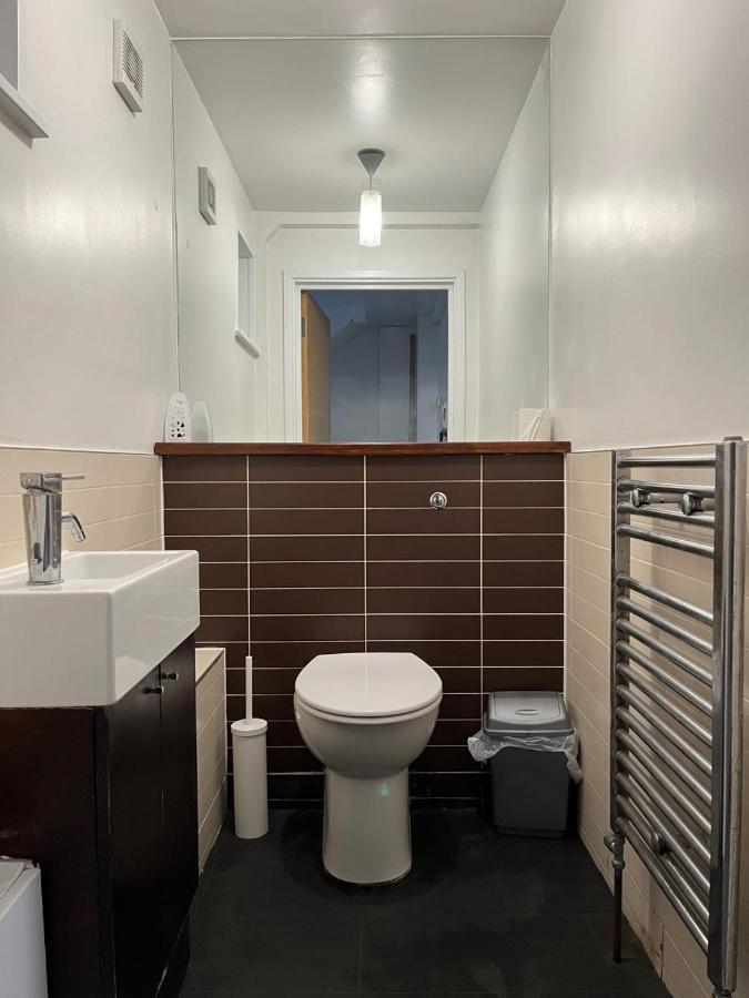 Three Bedroom House In Tooting By Star Apartments London Kültér fotó